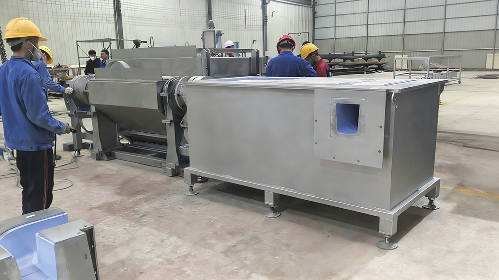 degassing system (8) degassing system (8)